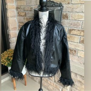 ROMWE Fuzzy Trim Open Front PU Leather Jacket Black Size Large 8-10 BRAND NEW